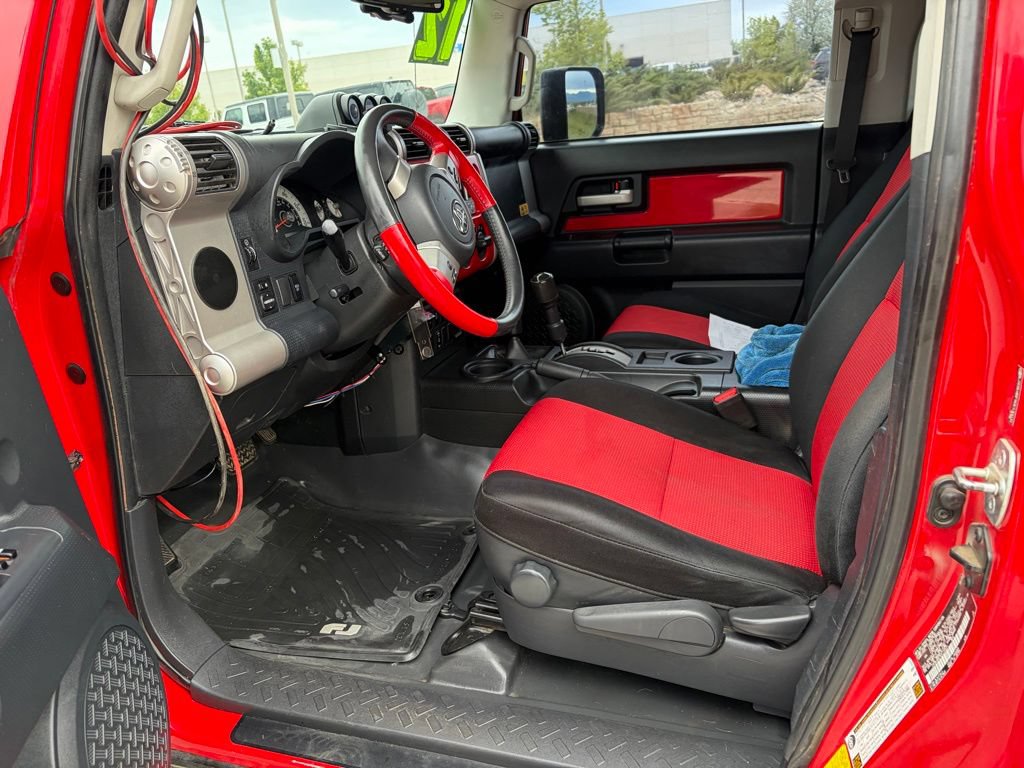 Used 2012 Toyota FJ Cruiser 4WD w/ Trail Teams Special Edition image 15