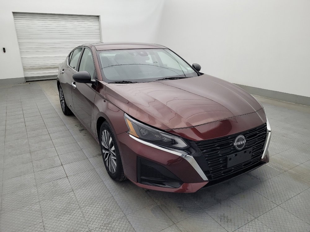 Used 2024 Nissan Altima 2.5 SV image 13