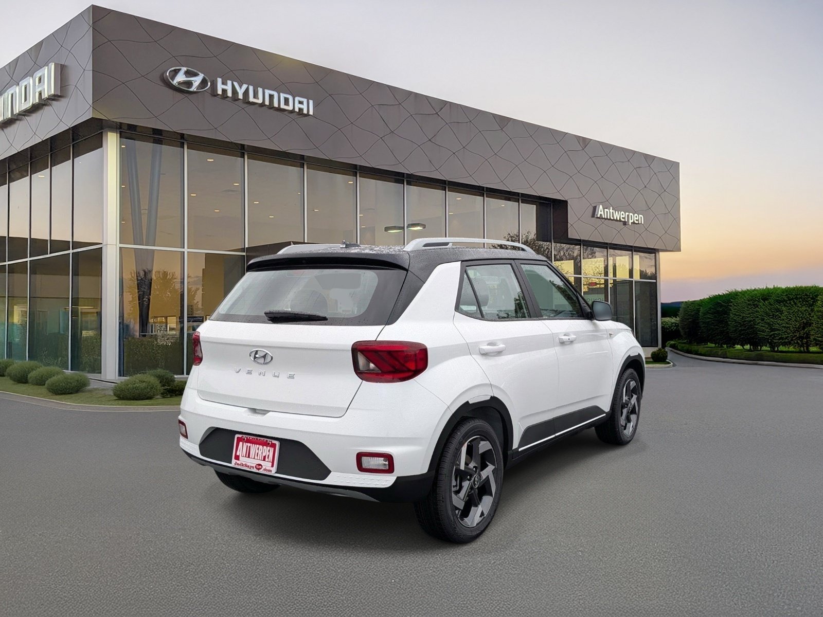 New 2026 Hyundai Venue SEL FWD image 3