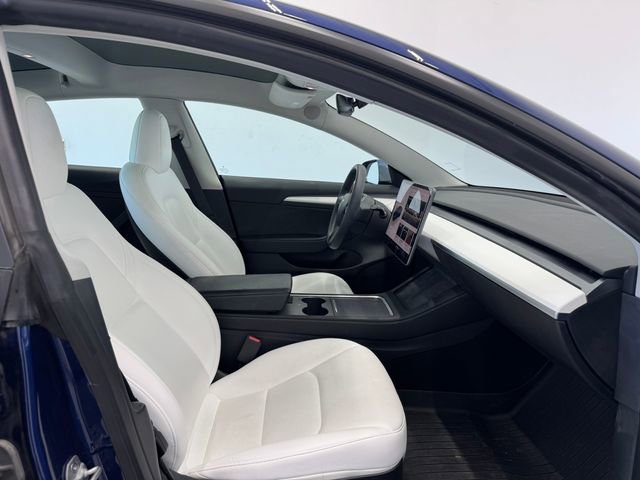 Used 2023 Tesla Model 3 Standard Range image 15