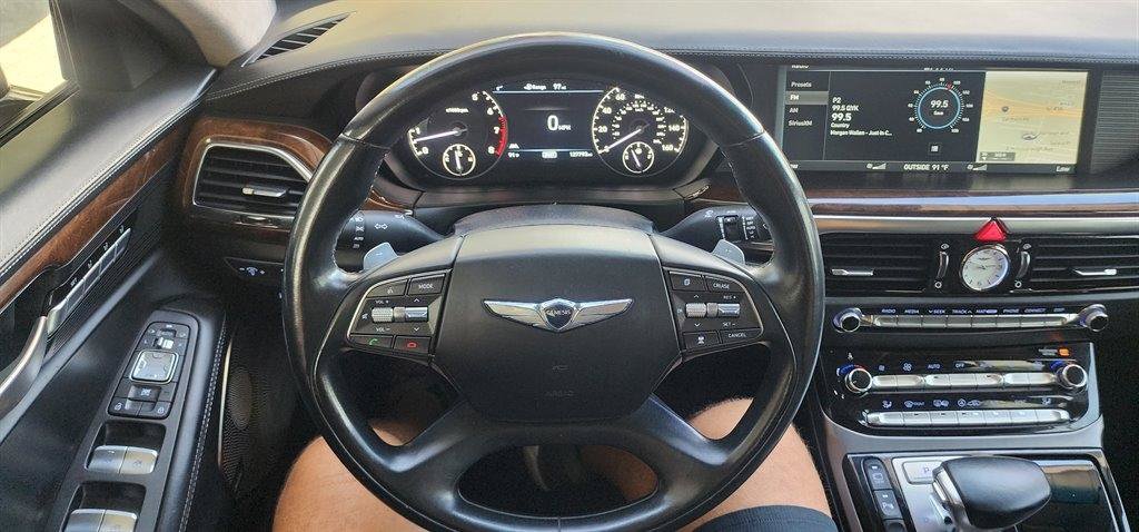 Used 2018 Genesis G90 5.0 Ultimate RWD image 24