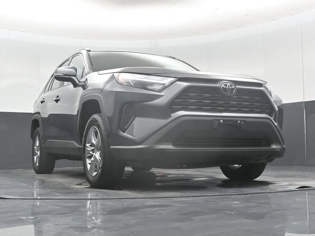 Used 2025 Toyota RAV4 XLE AWD/4WD image 52