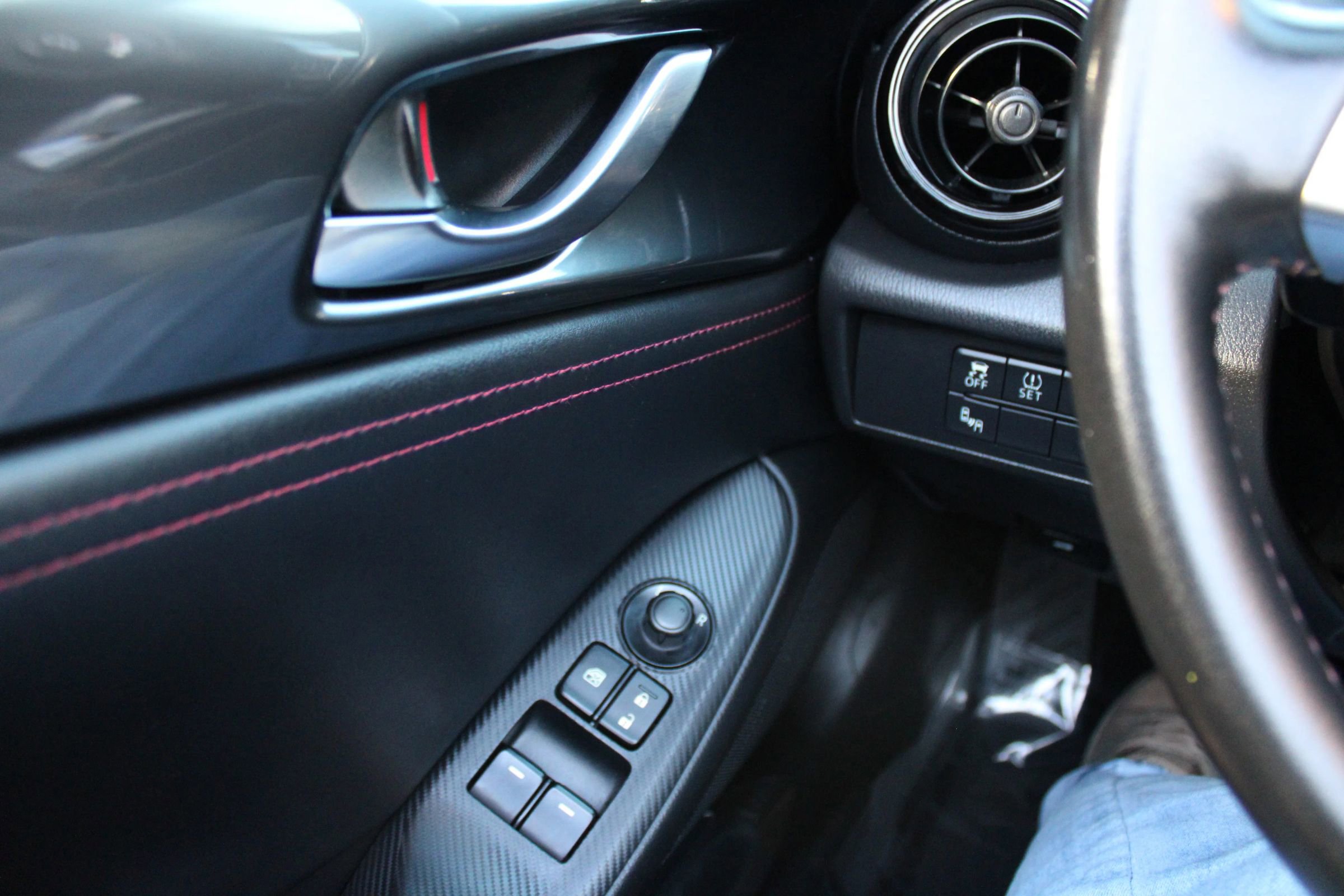 Used 2017 MAZDA MX-5 Miata RF Club image 25