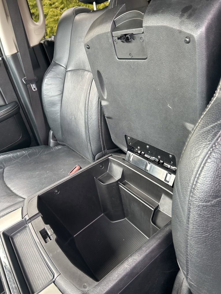 Used 2014 RAM 1500 Laramie w/ Convenience Group image 20