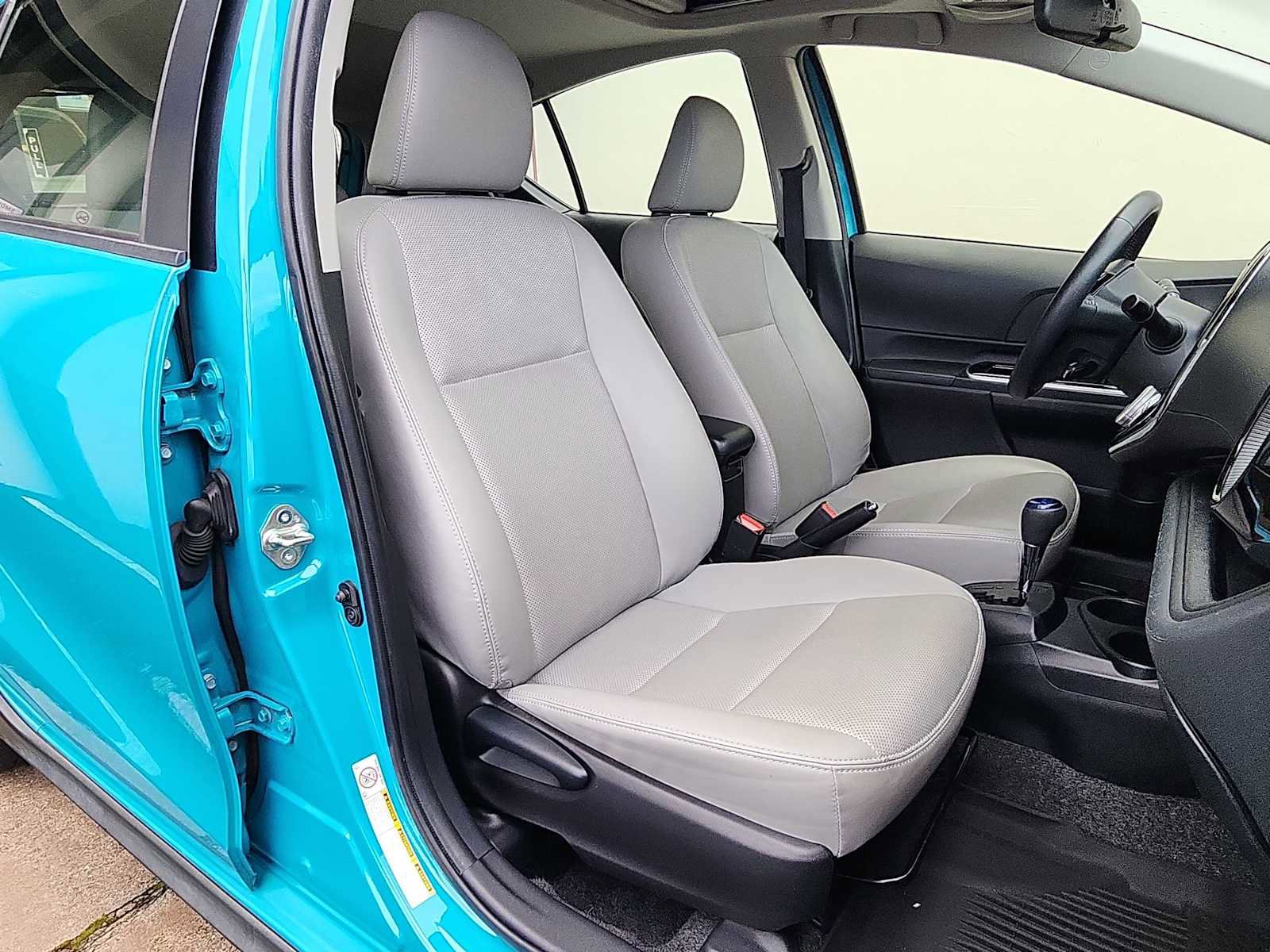 Used 2018 Toyota Prius C Four image 27