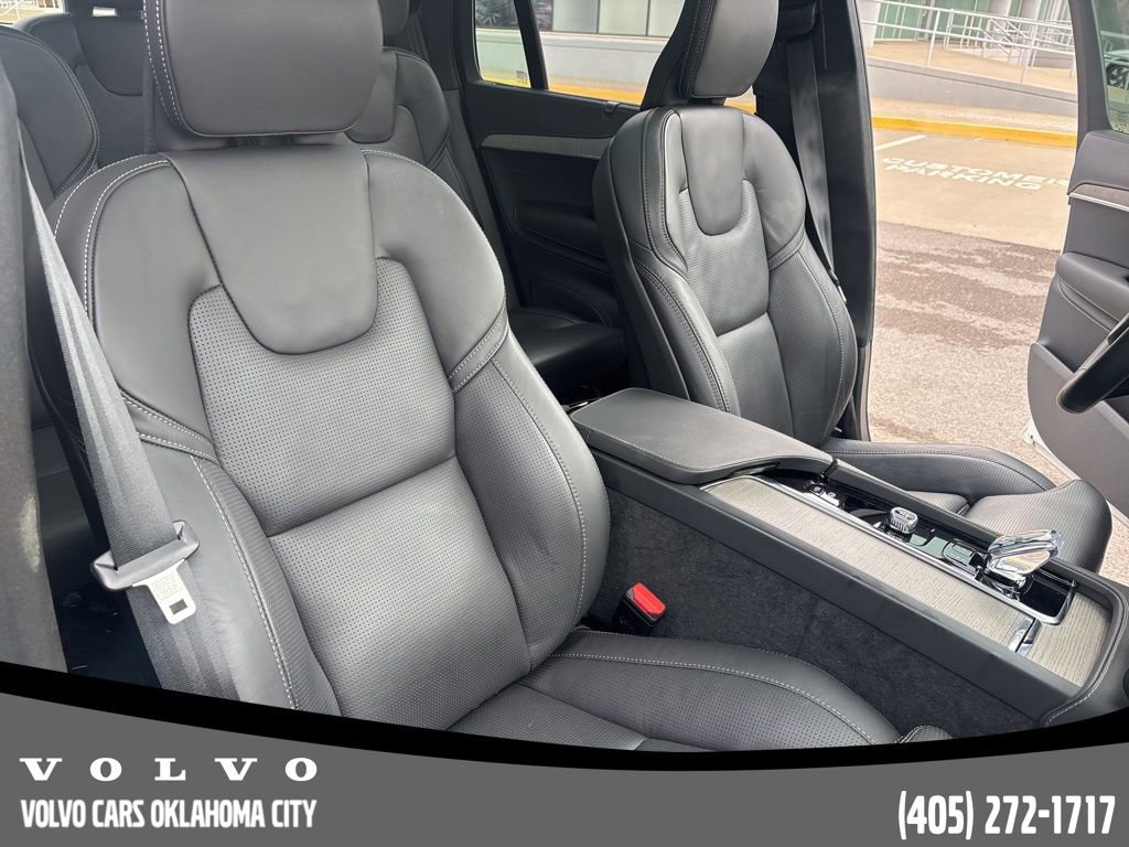 Certified 2025 Volvo XC90 B6 Ultra w/ Lounge Package image 29