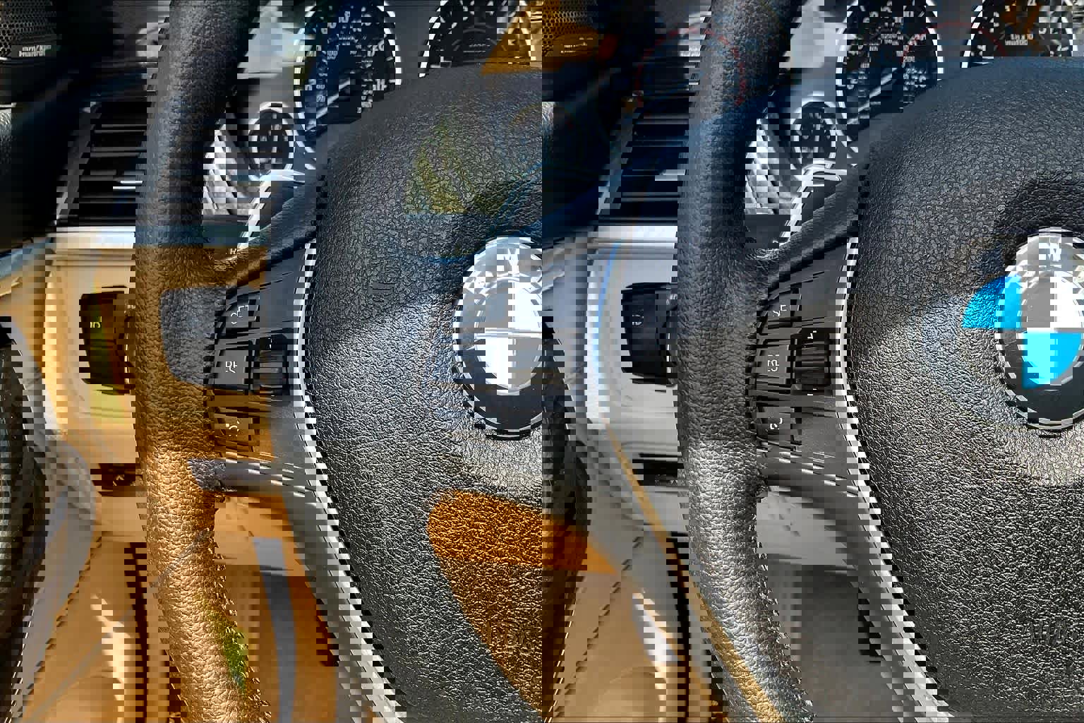 Used 2016 BMW 435i xDrive Convertible image 23