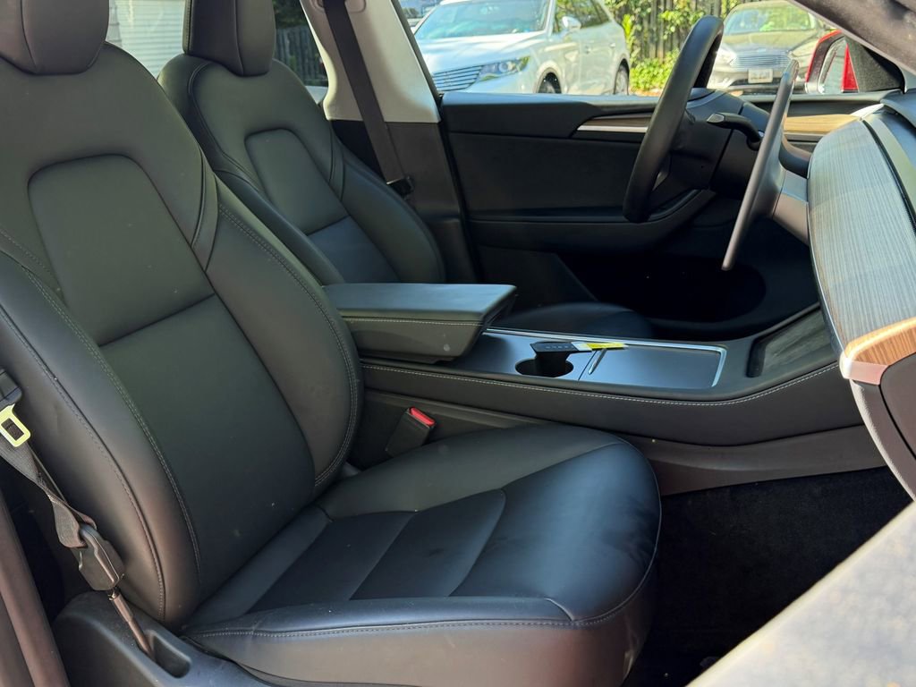Used 2023 Tesla Model Y Long Range AWD/4WD image 11
