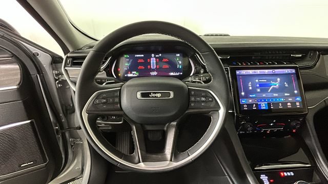 Used 2024 Jeep Grand Cherokee Limited 4xe AWD/4WD image 14