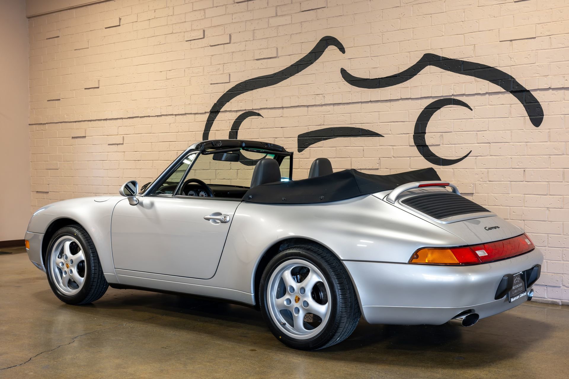 Used 1998 Porsche 911 Carrera RWD image 9