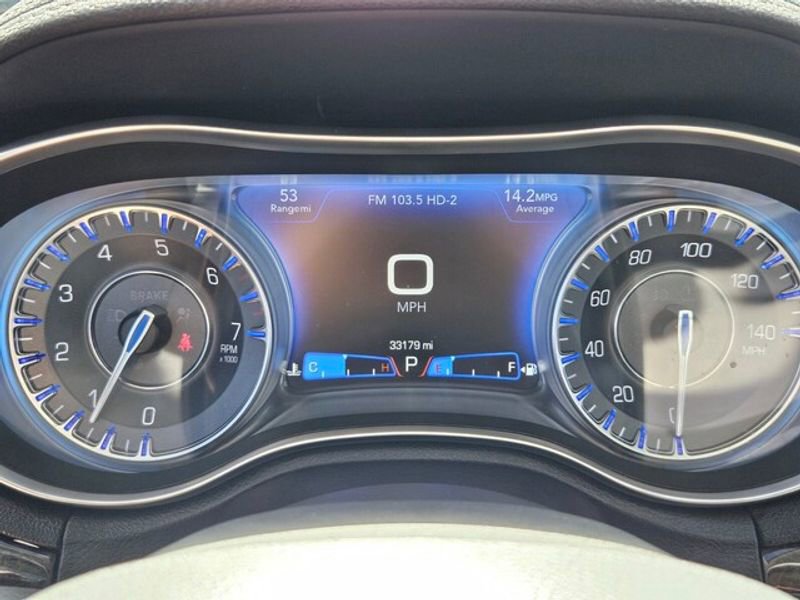 Used 2022 Chrysler 300 Touring L w/ Popular Equipment Group image 25