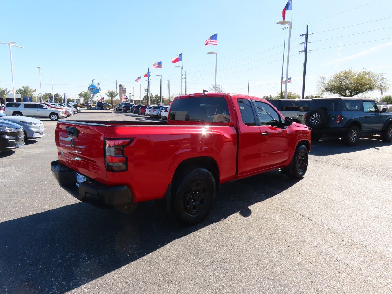 Used 2025 Nissan Frontier S image 11