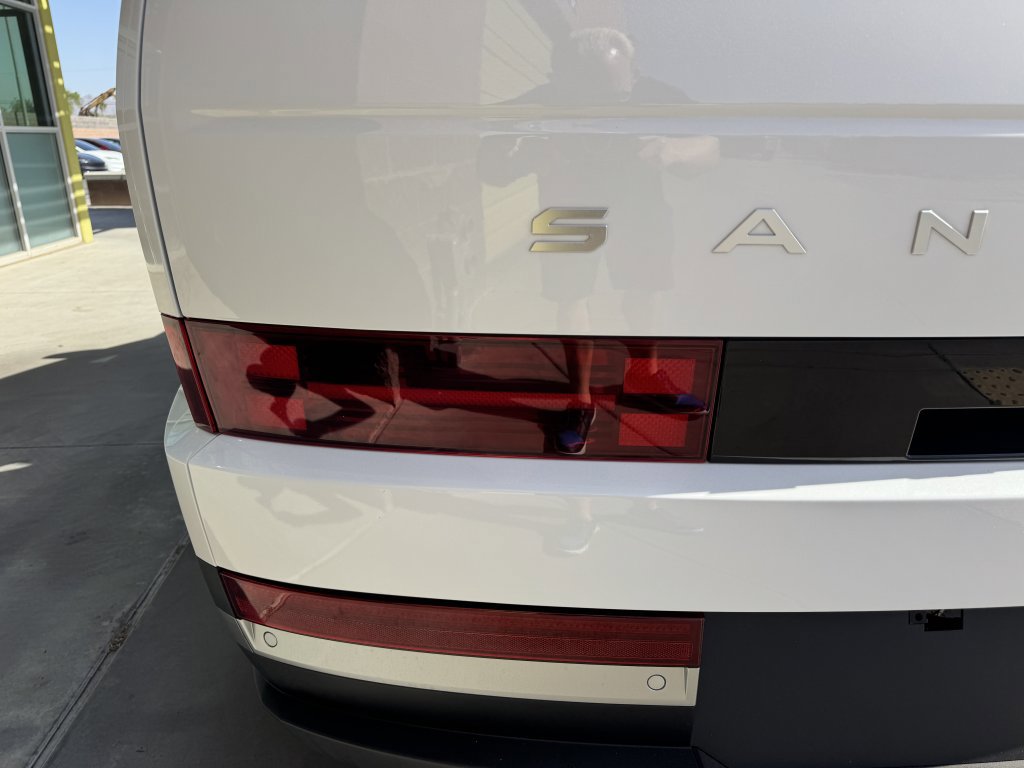 Used 2024 Hyundai Santa Fe Limited image 13