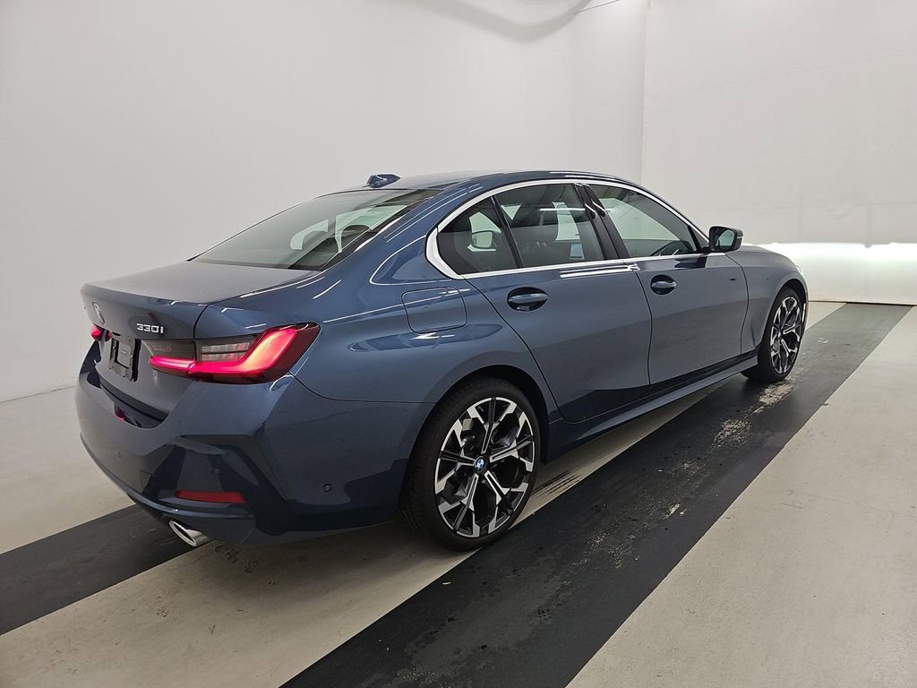Certified 2025 BMW 330i xDrive Sedan image 2