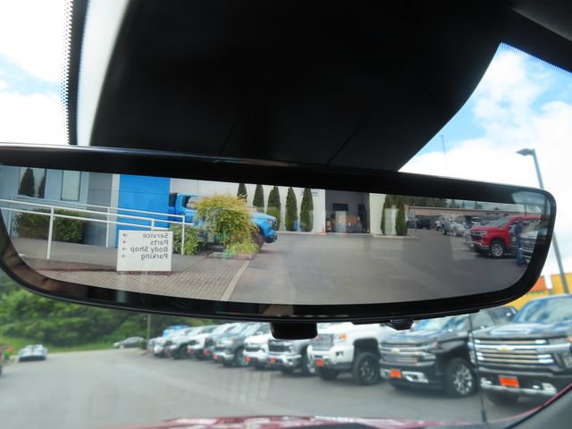 Used 2025 Chevrolet Silverado 1500 High Country AWD/4WD image 34