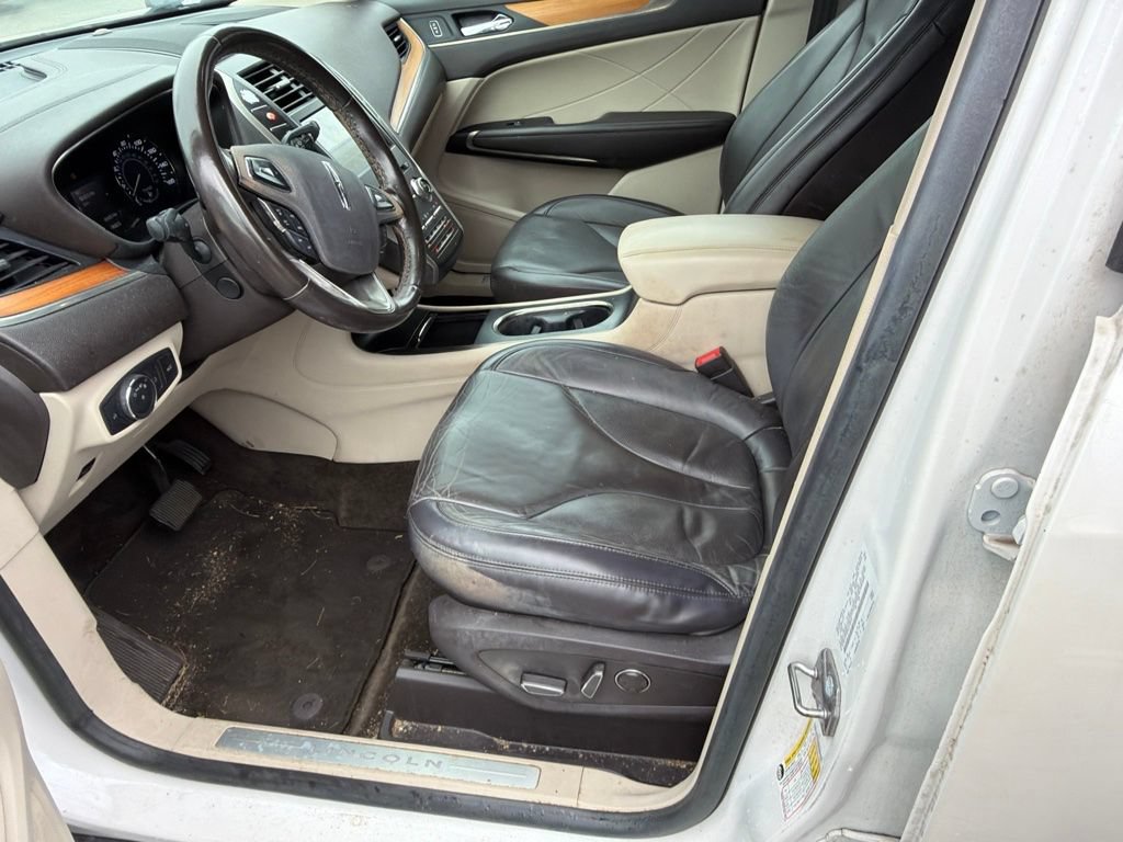 Used 2019 Lincoln MKC Select w/ Select Plus Package FWD image 8