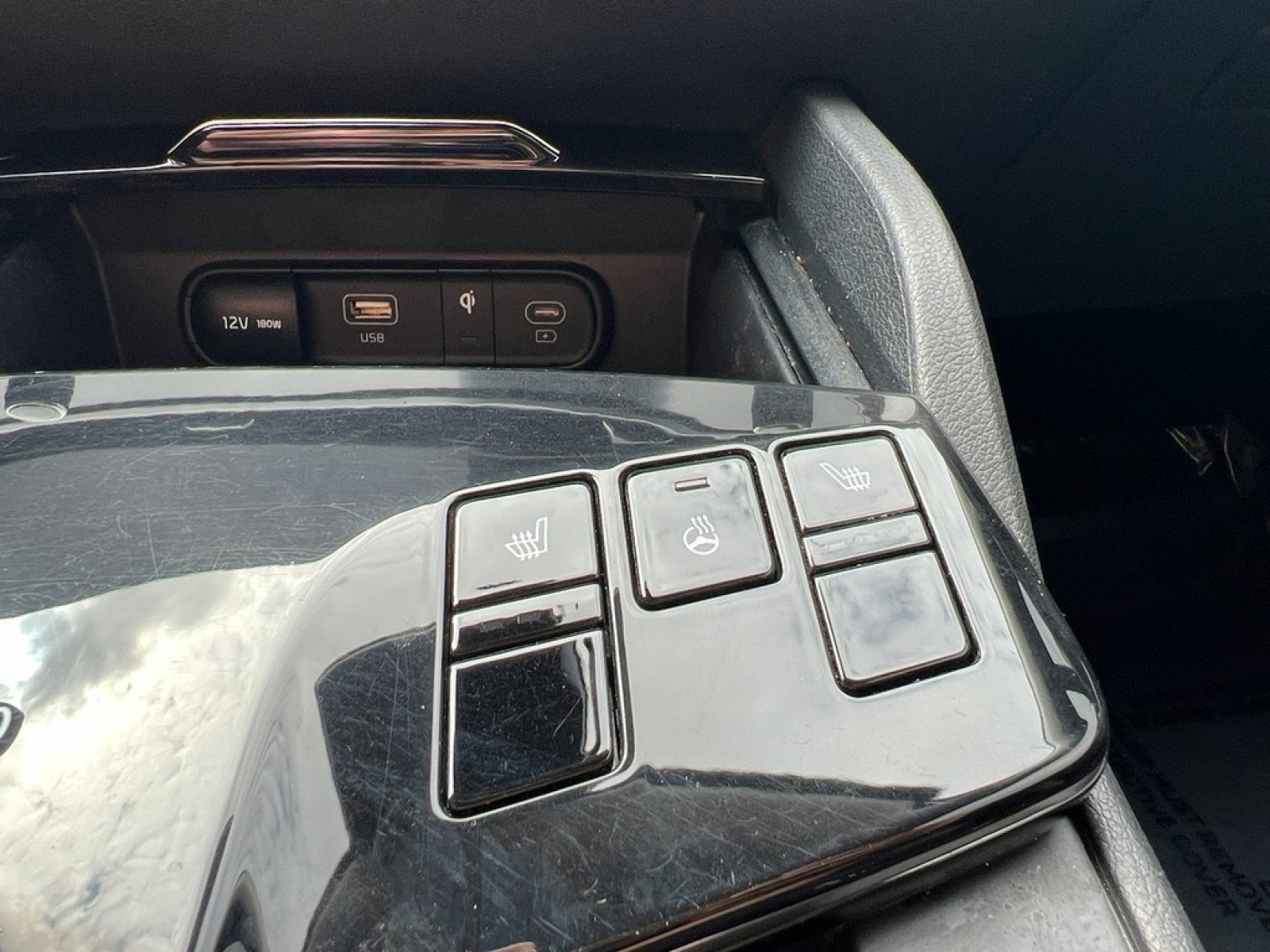 Used 2023 Kia Sportage EX image 22
