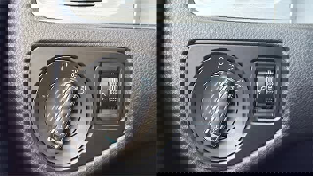 Used 2015 Volkswagen Golf S image 15