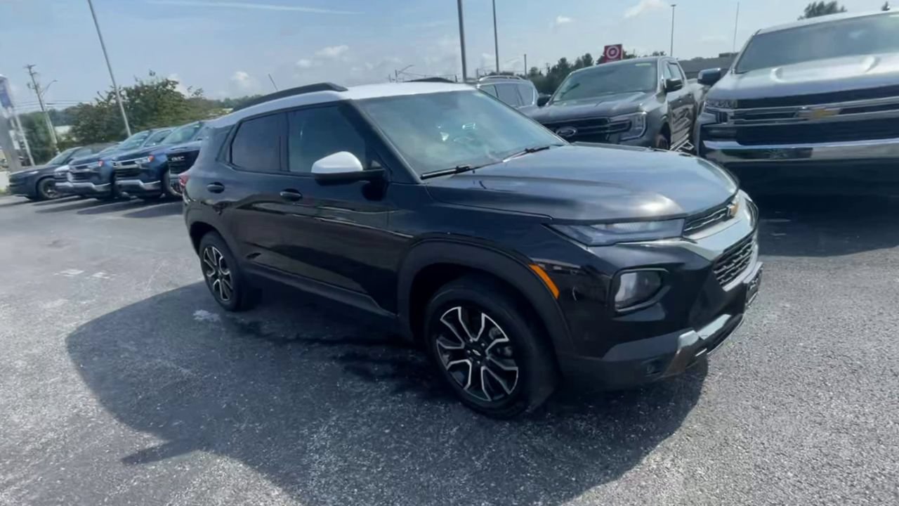 Used 2023 Chevrolet TrailBlazer ACTIV AWD/4WD image 3