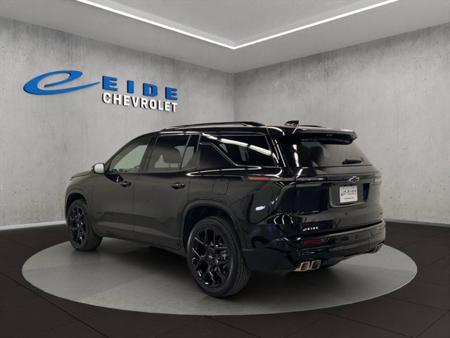 Used 2026 Chevrolet Traverse RS w/ LPO, Floor Liner Package AWD/4WD image 13