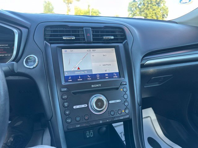 Used 2019 Ford Fusion Energi Titanium FWD image 30