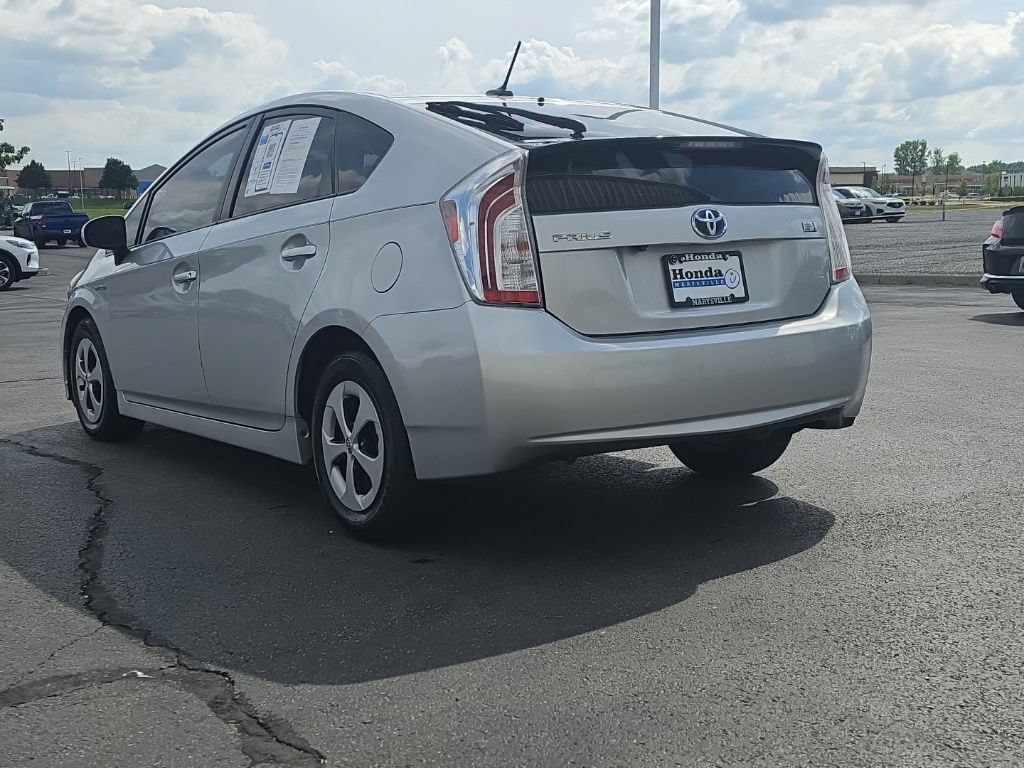 Used 2015 Toyota Prius Three FWD image 5