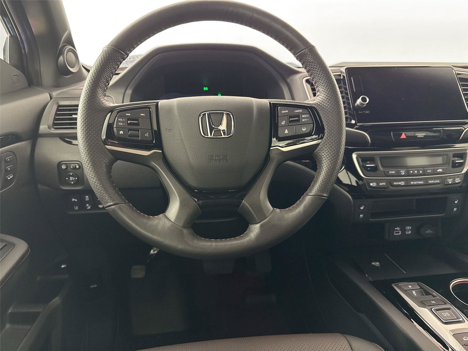Used 2025 Honda Ridgeline Black Edition image 31