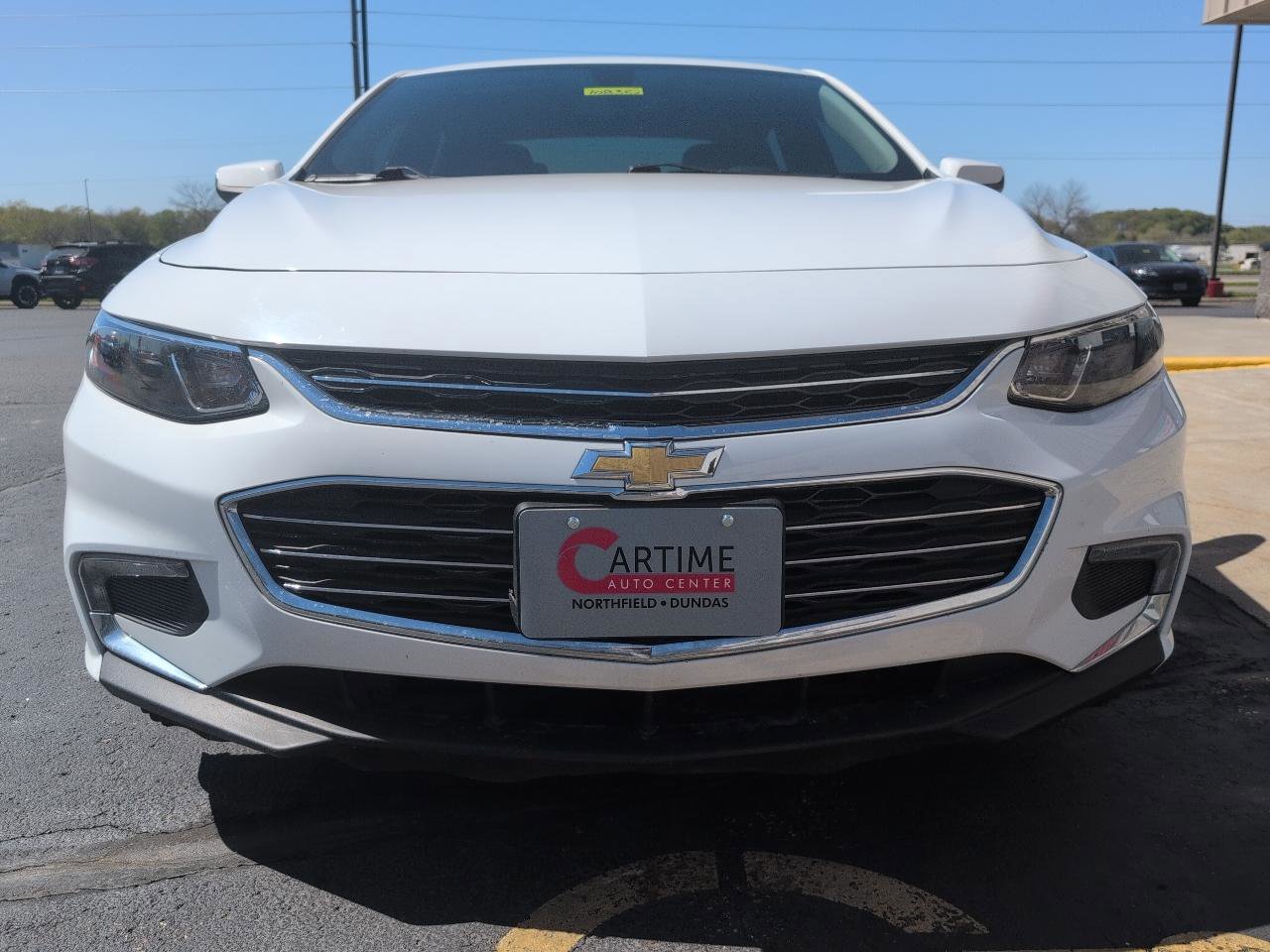 Used 2016 Chevrolet Malibu LT w/ Leather Package FWD image 3