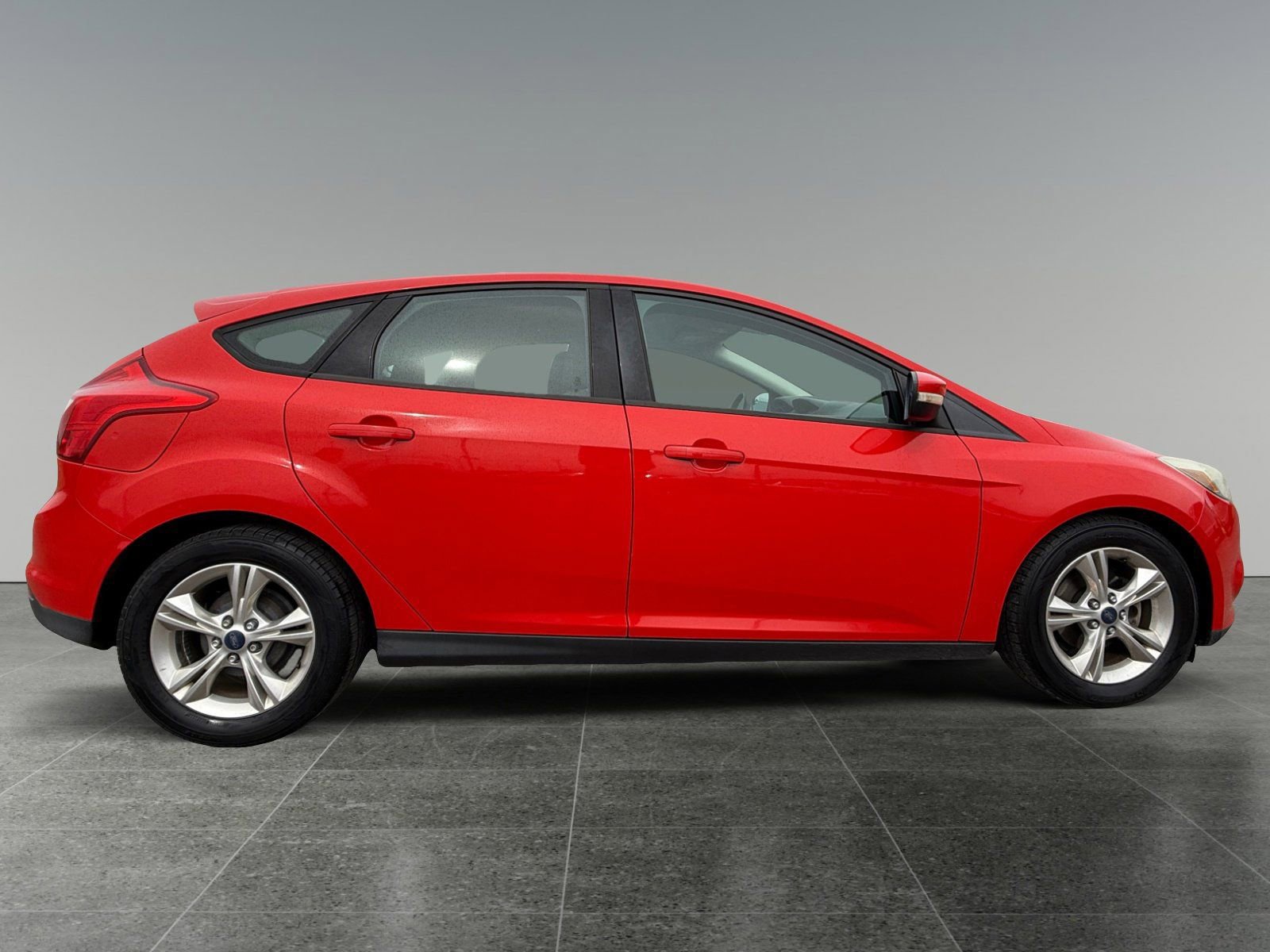 Used 2013 Ford Focus SE FWD image 5