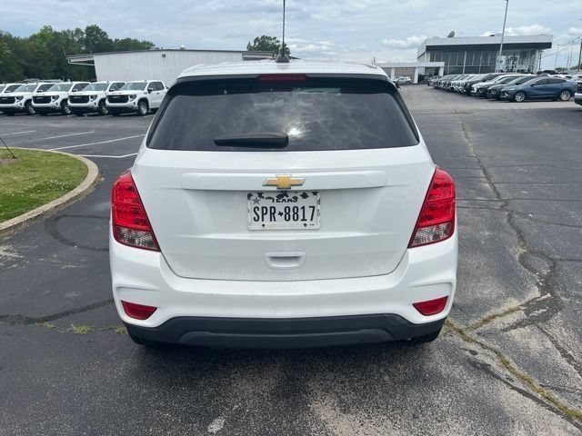 Used 2020 Chevrolet Trax LS w/ Fleet Convenience Package FWD image 4