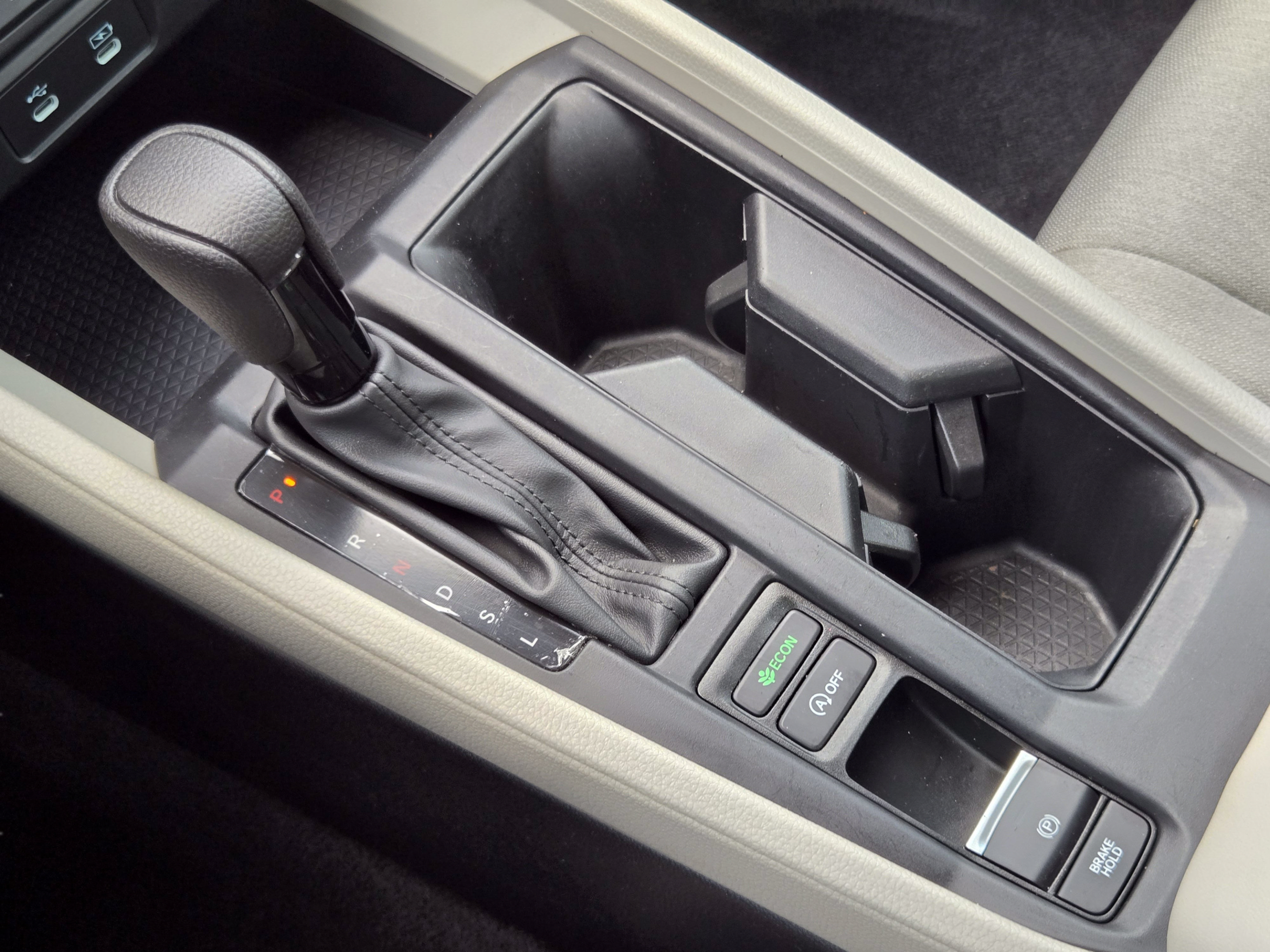 Certified 2025 Honda Accord SE image 16