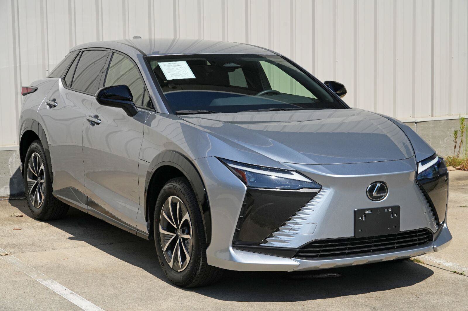Used 2025 Lexus RZ 300e w/ Accessory Package (Z1) FWD image 52