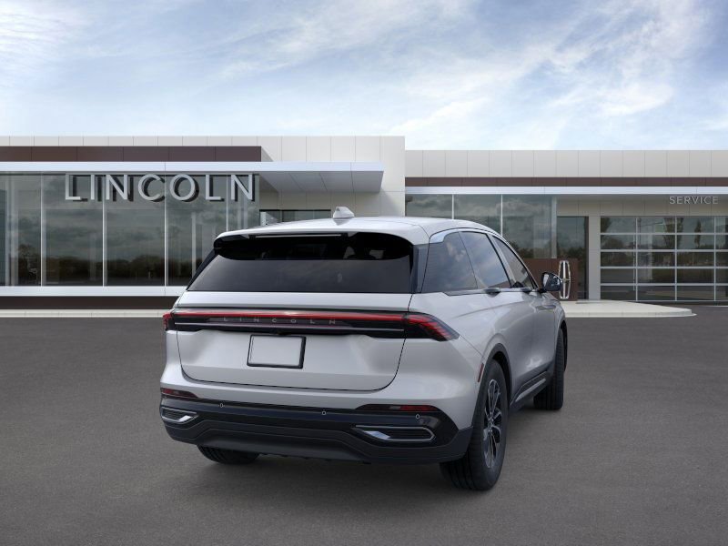 New 2025 Lincoln Nautilus Premier w/ Equipment Group 102A image 8