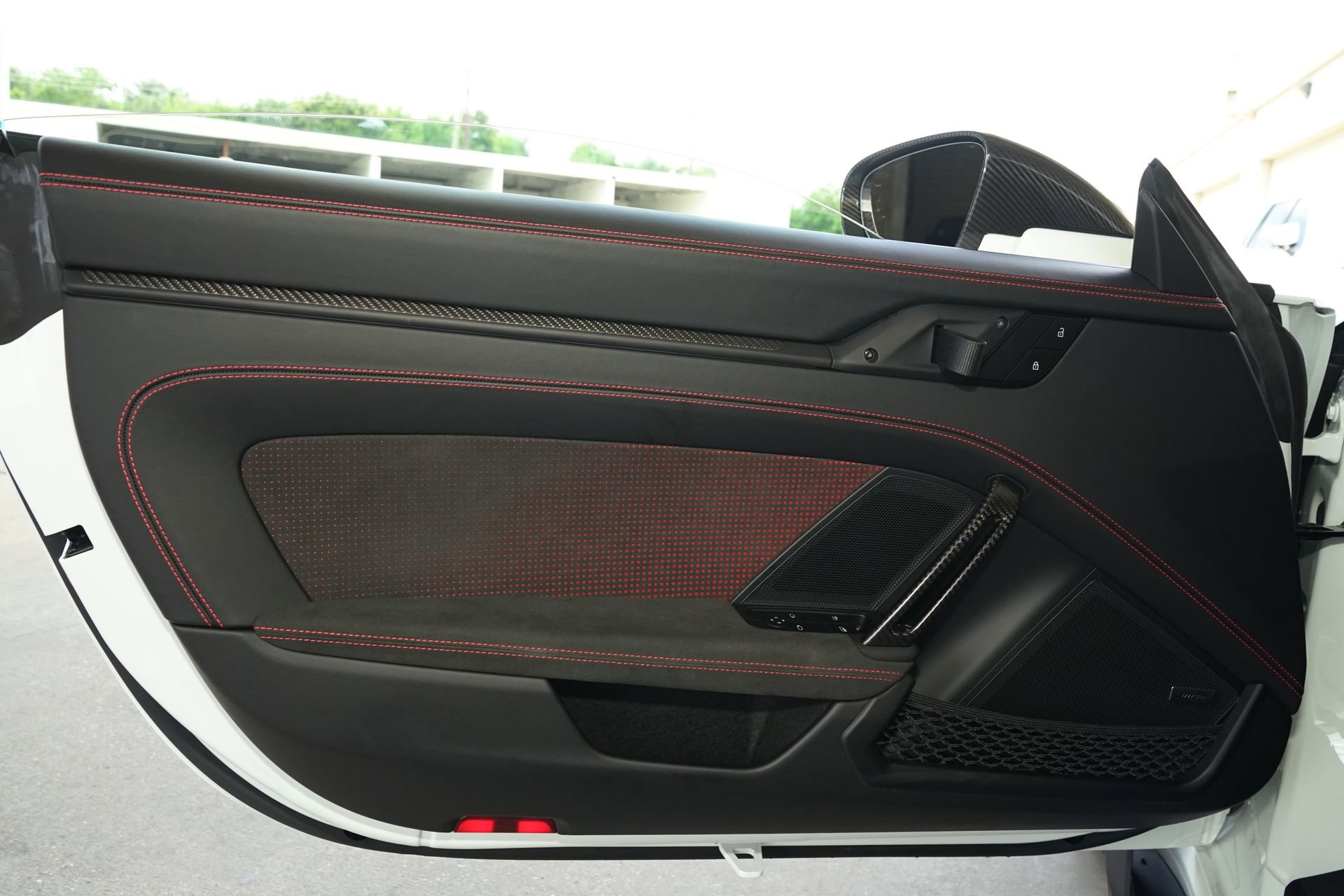 Used 2025 Porsche 911 GT3 RS RWD image 29