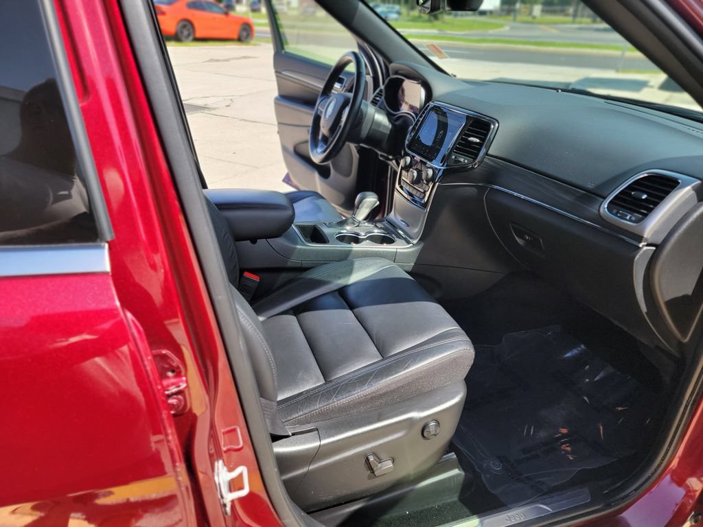 Used 2022 Jeep Grand Cherokee Limited RWD image 14