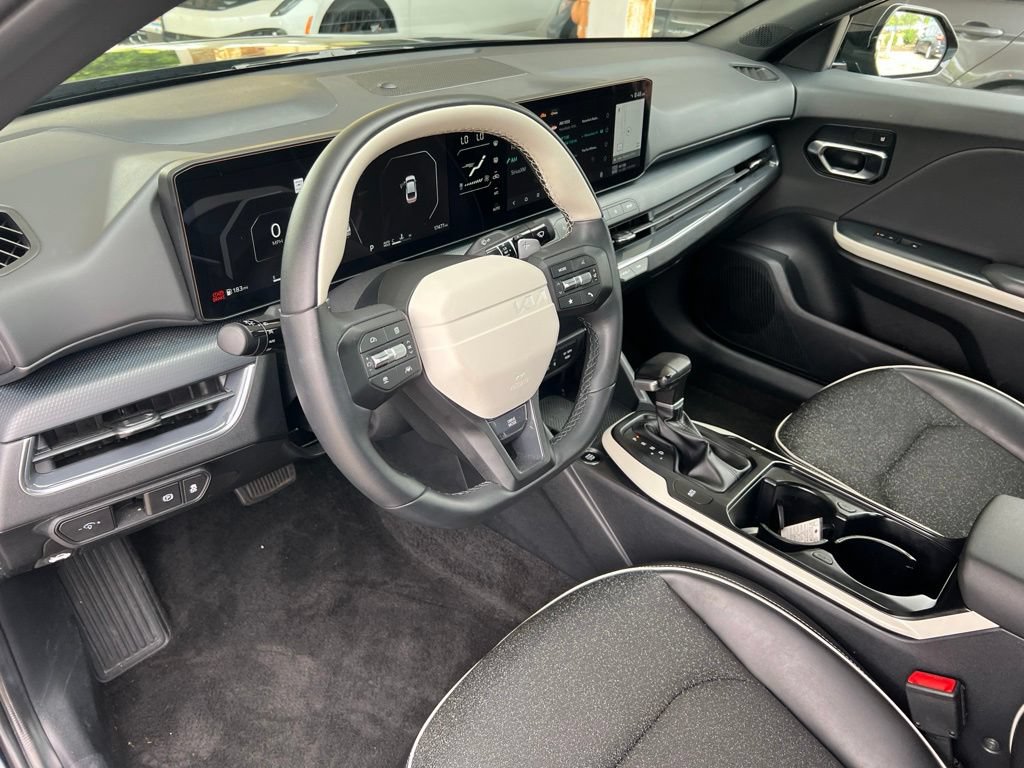 Certified 2025 Kia K4 GT-Line FWD image 6