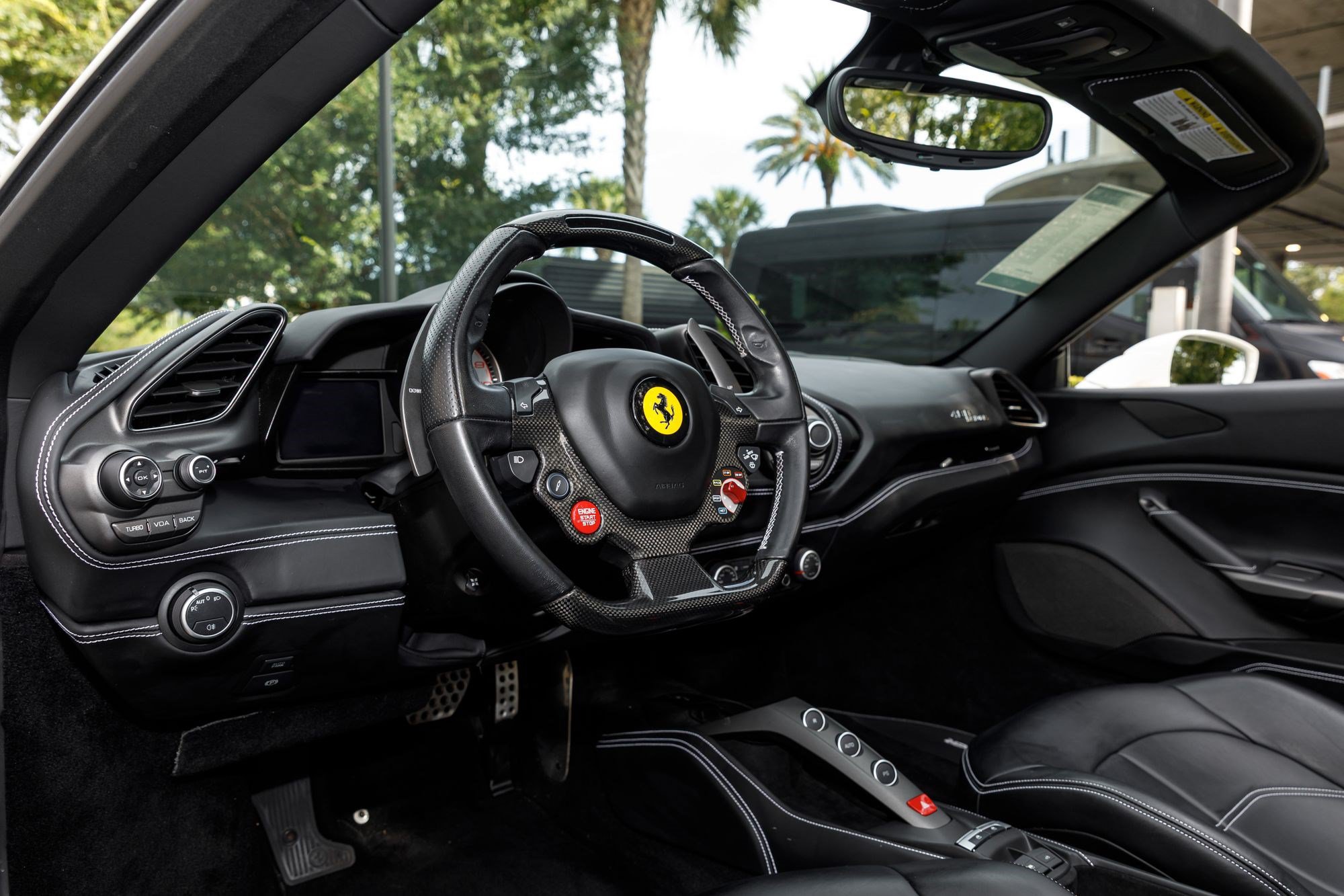 Used 2019 Ferrari 488 Spider RWD image 9