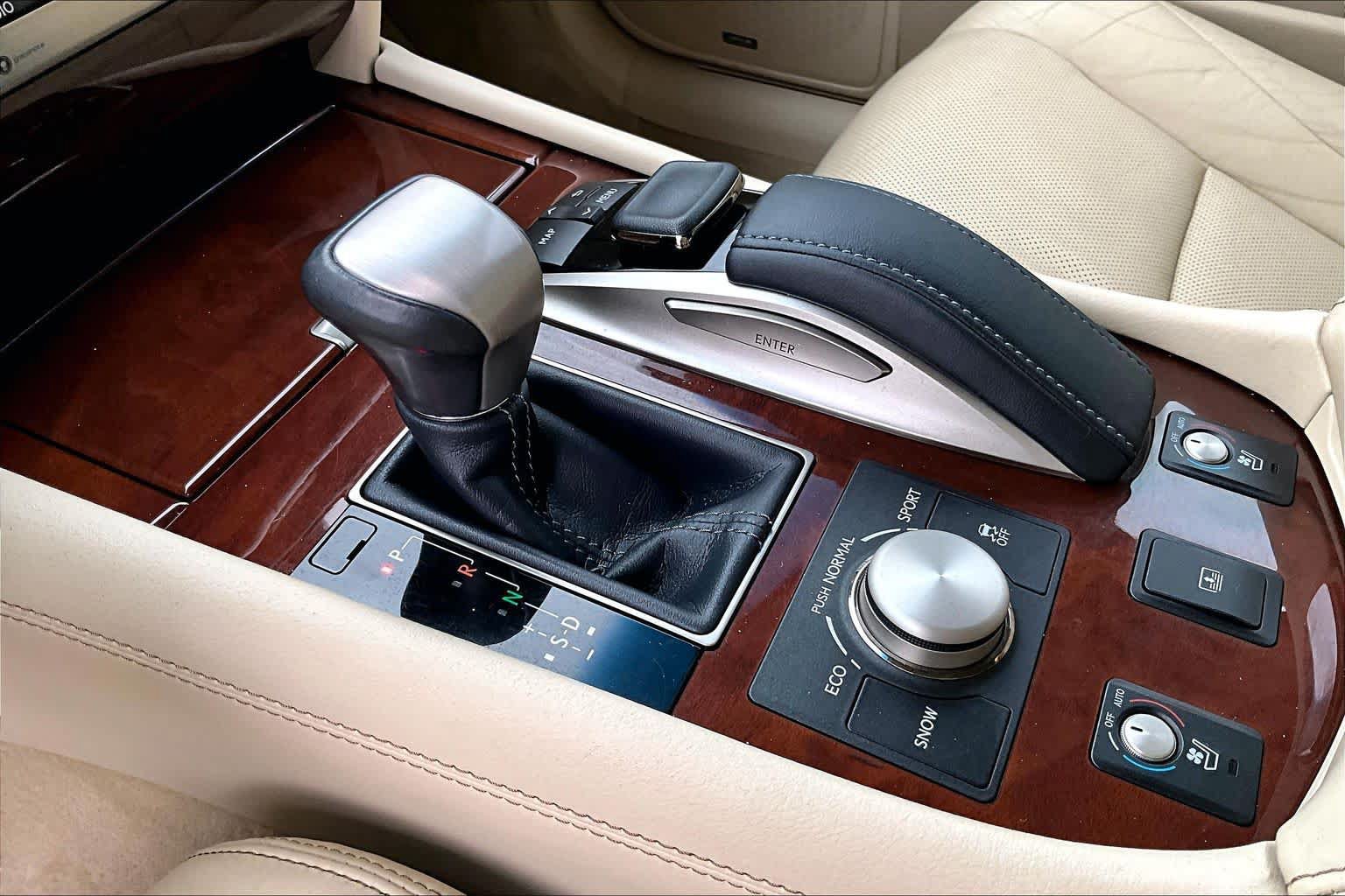 Used 2016 Lexus LS 460 w/ Comfort Package RWD image 14