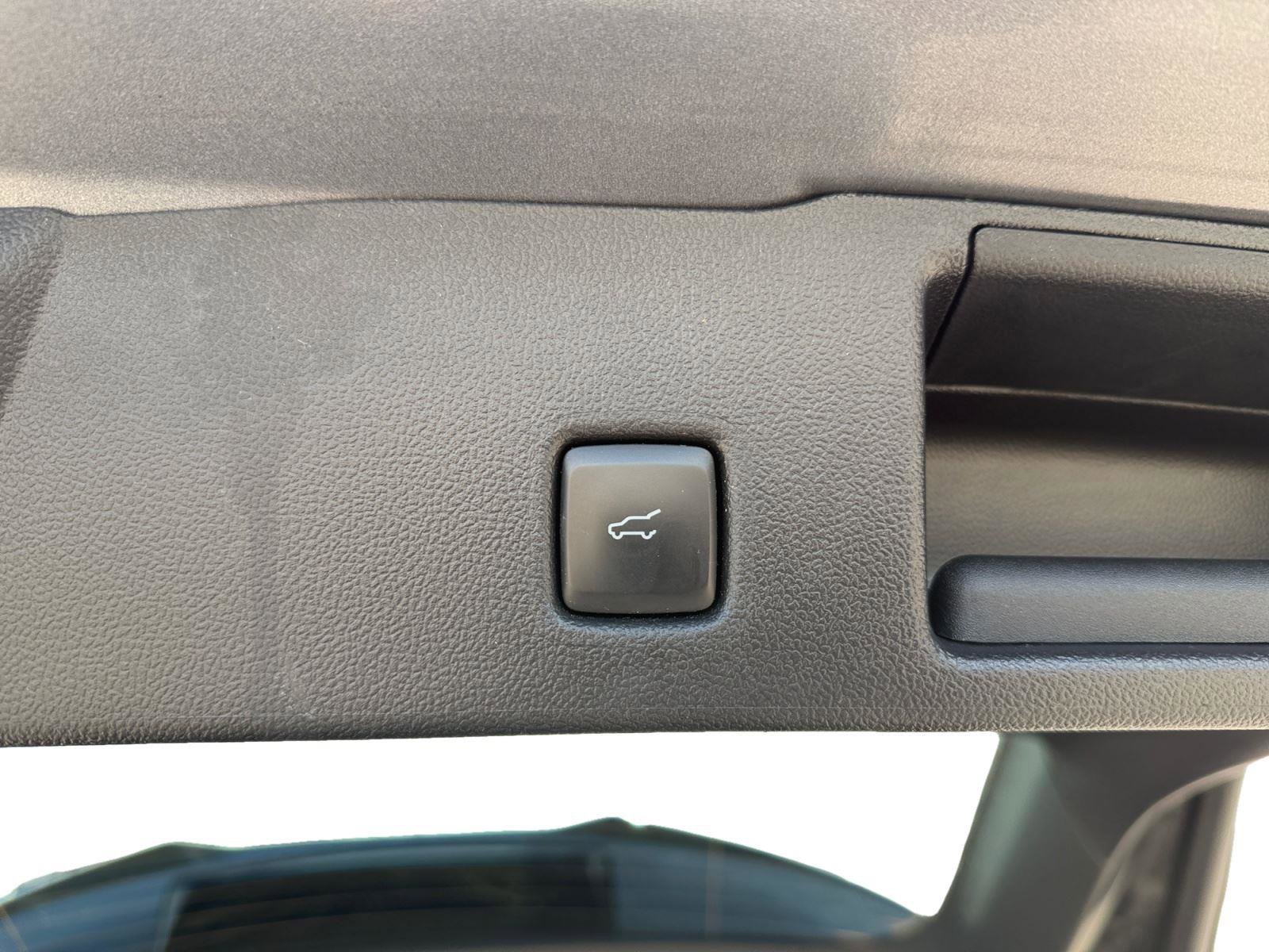 Used 2023 Ford Escape ST-Line AWD/4WD image 22