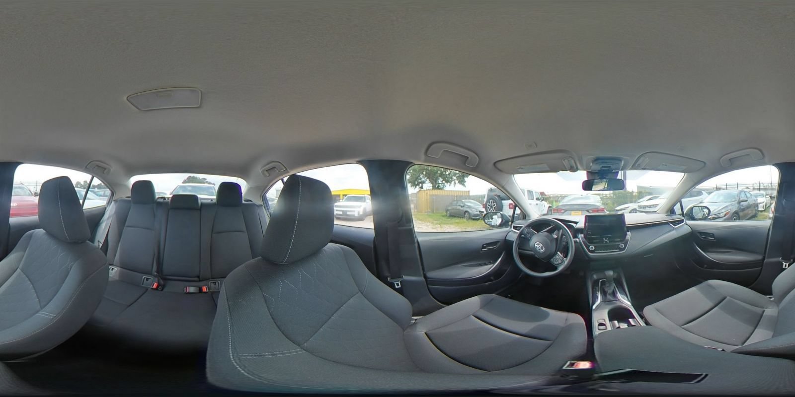 Used 2025 Toyota Corolla LE FWD image 40