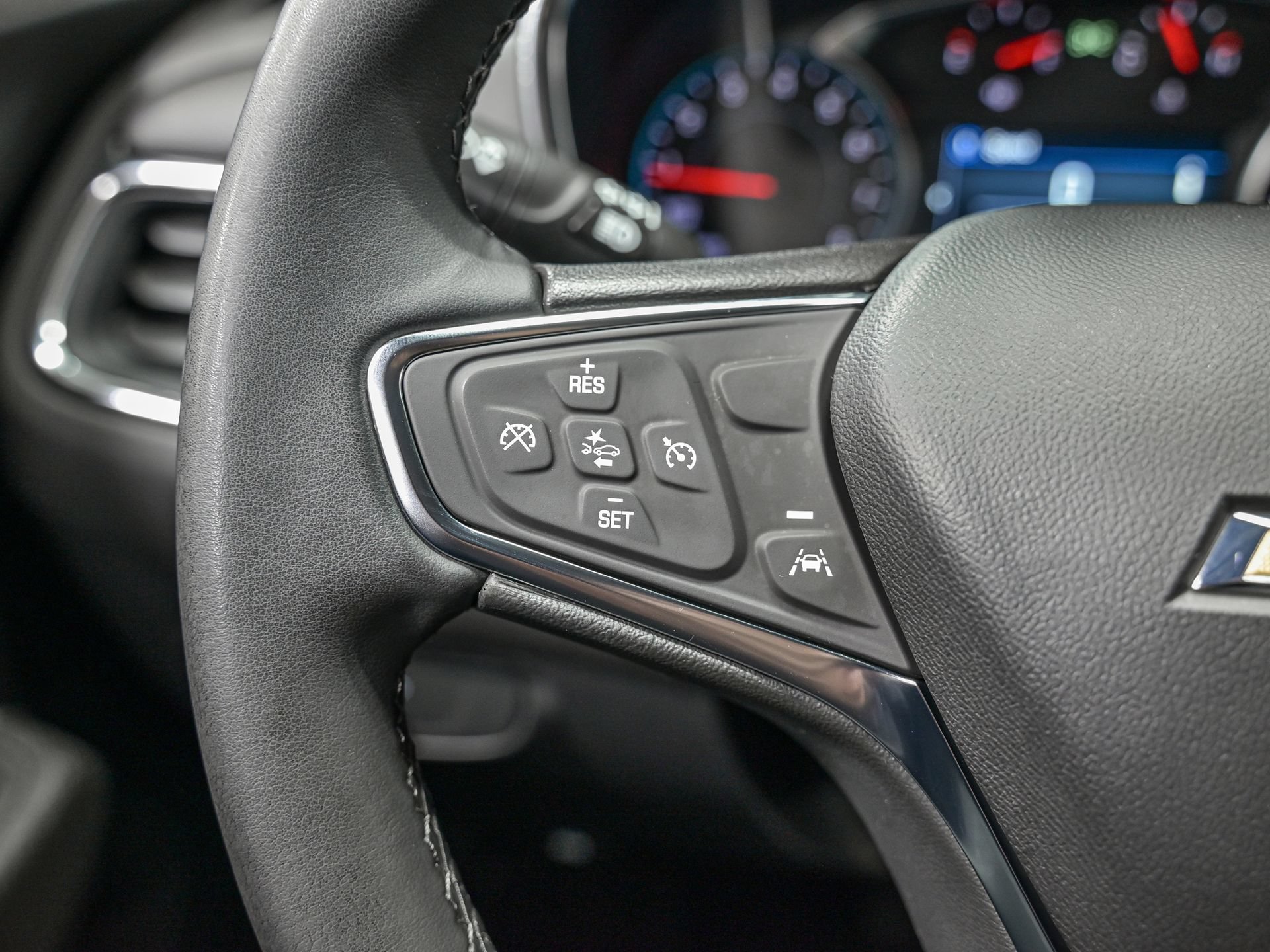 Used 2023 Chevrolet Equinox LT AWD/4WD image 21