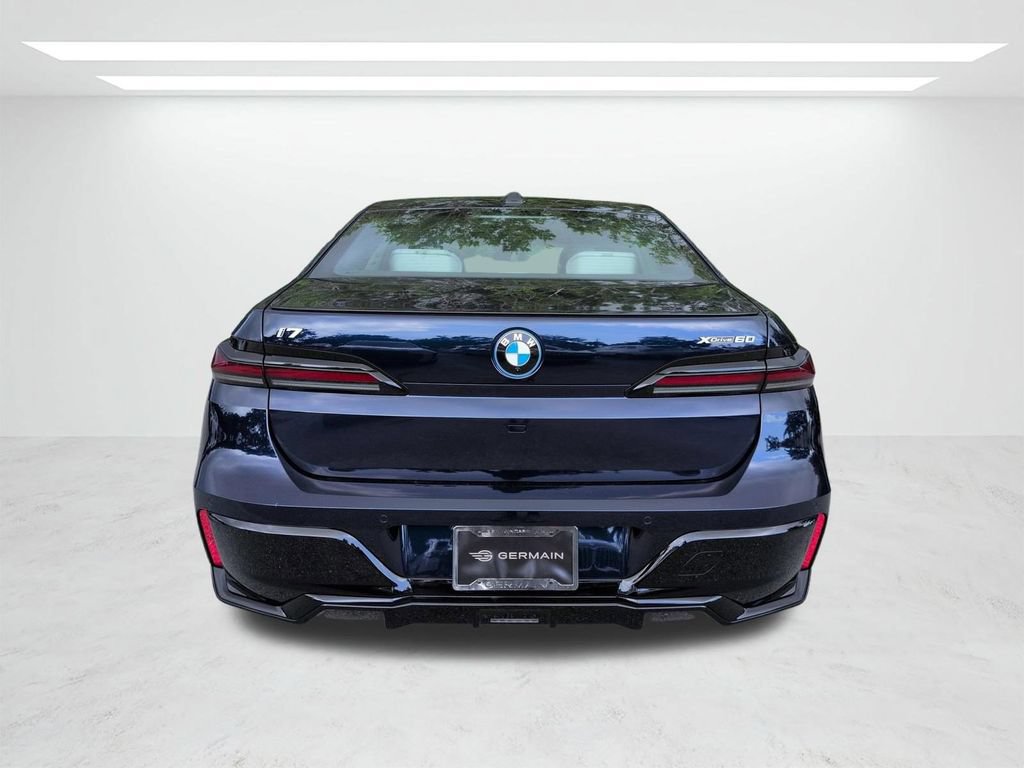 New 2026 BMW i7 xDrive60 w/ Executive Package AWD/4WD image 5
