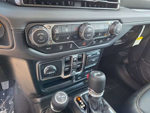 New 2026 Jeep Wrangler Unlimited Sahara image 27