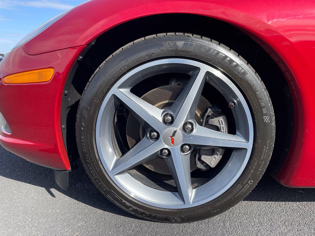 Used 2013 Chevrolet Corvette Coupe w/ 2LT Preferred Equipment Group RWD image 36