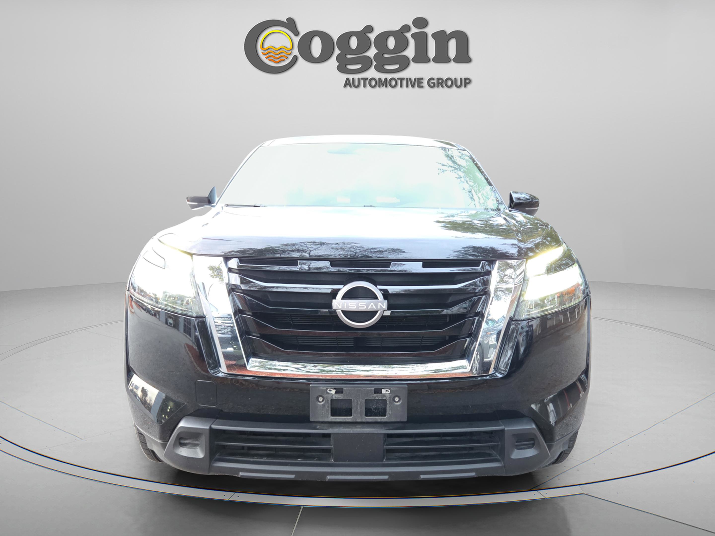 Used 2024 Nissan Pathfinder SV image 9