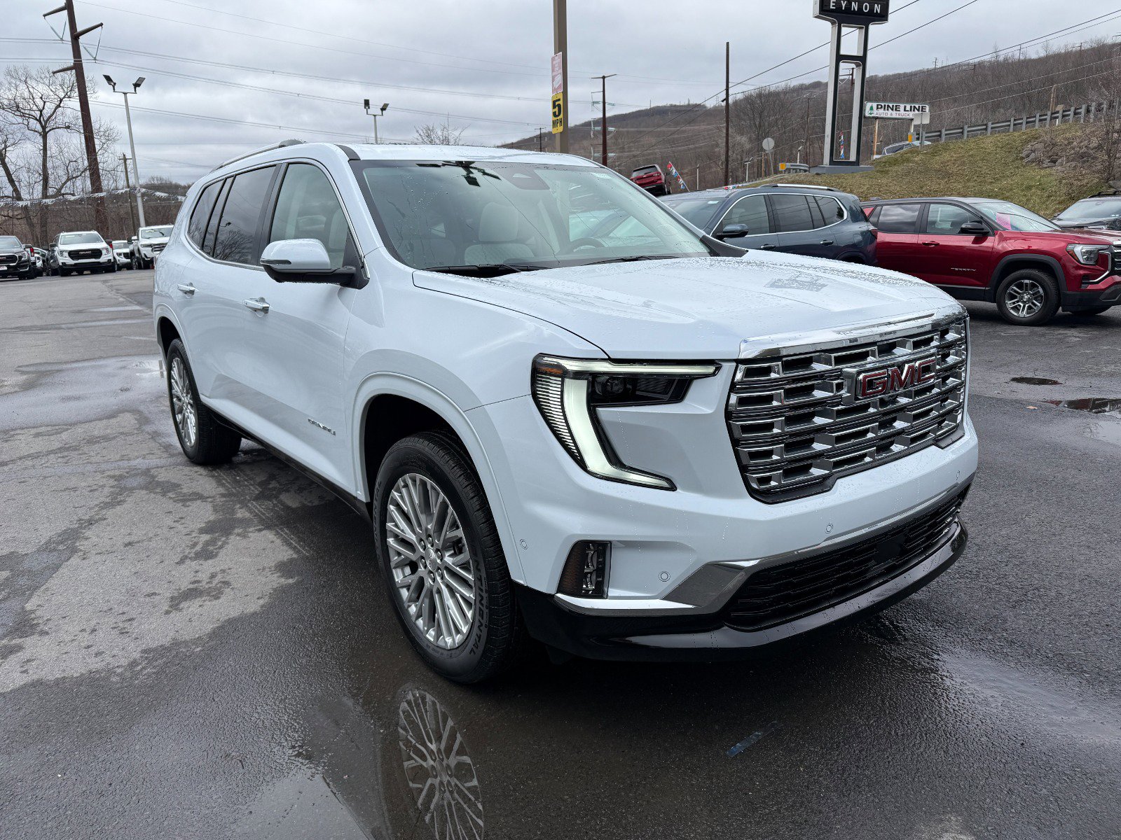 New 2026 GMC Acadia Denali w/ Super Cruise Package image 7