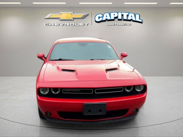 Used 2020 Dodge Challenger SXT w/ Plus Package RWD image 8