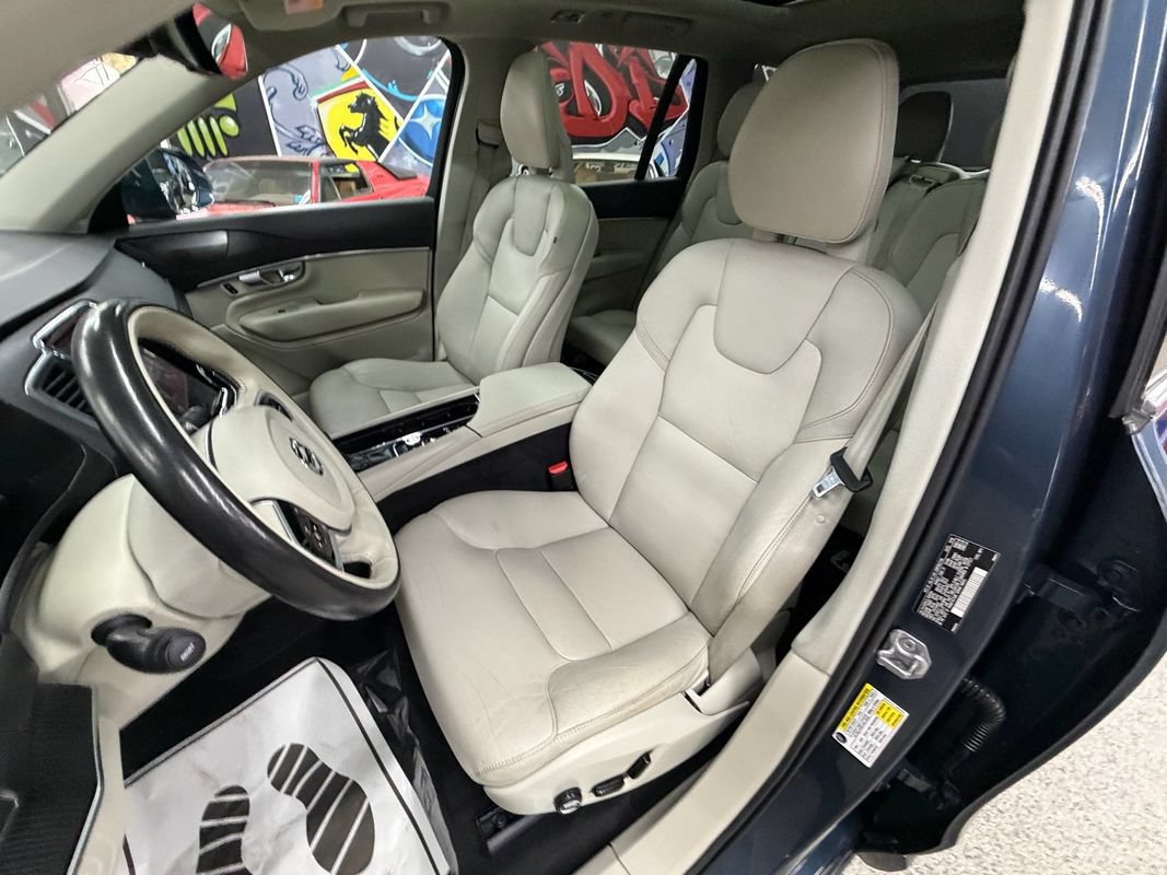 Used 2020 Volvo XC90 T5 Momentum AWD/4WD image 11