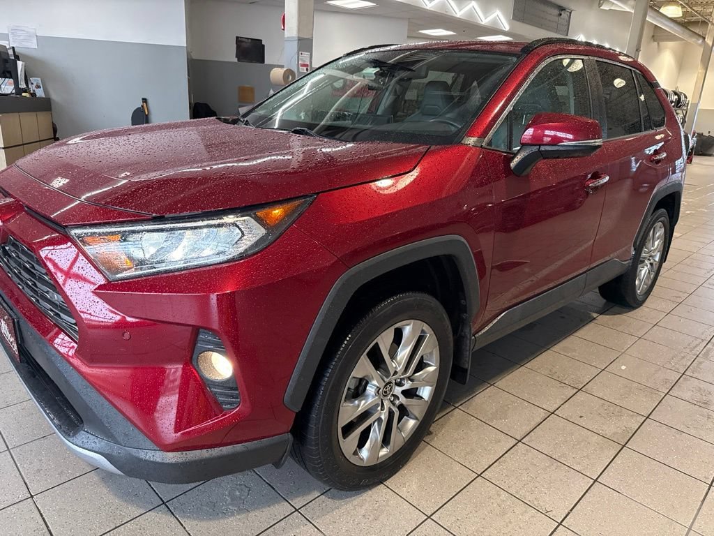 Used 2021 Toyota RAV4 Limited AWD/4WD image 5