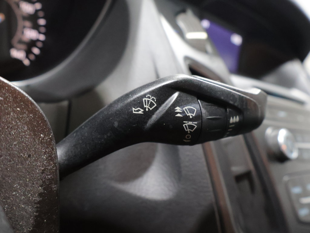 Used 2015 Ford Focus SE FWD image 33